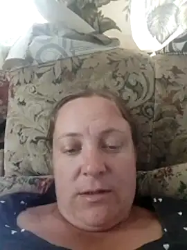 Snapshot of RebecaValentine chatting on 06.18.26 RebecaValentine online show from 06.18.26