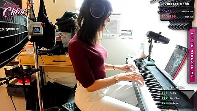 itschloelaurent online show from 06.27.26