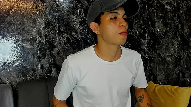 cameron lux77 online show from 07.30.26