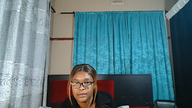 Snapshot of Lavendaxx chatting on 07.12.26 Lavendaxx online show from 07.12.26