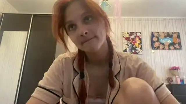 Snapshot of LatarshaWishard chatting on 06.23.26 LatarshaWishard online show from 06.23.26