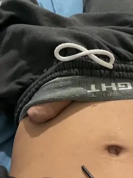 henr1ck23cm online show from 06.16.26