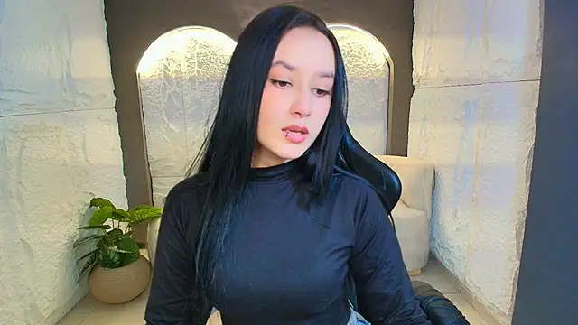 Aleja r  online show from 07.21.26