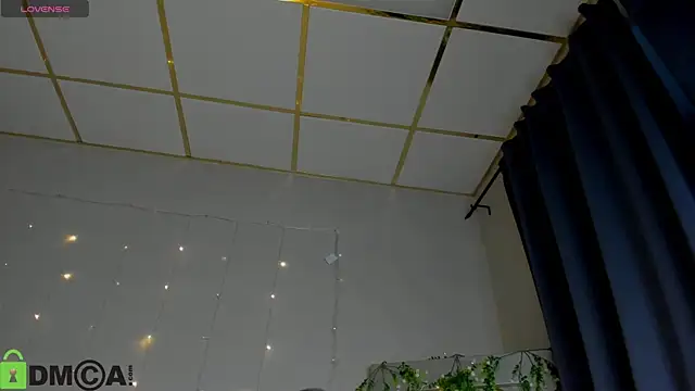 Velvet Kisss online show from 06.12.26