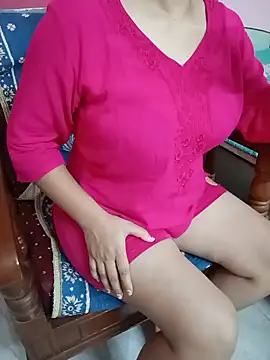 Snapshot of divya-222 chatting on 06.18.26 divya-222 online show from 06.18.26