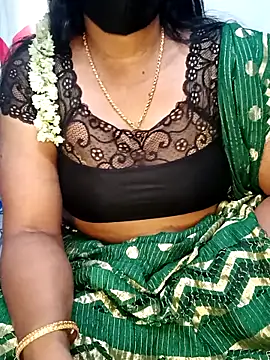 Snapshot of tamil_sarah chatting on 06.16.26 tamil sarah online show from 06.16.26