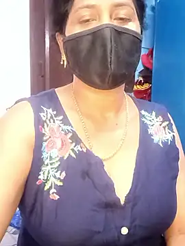 Snapshot of tamil_sarah chatting on 06.30.26 tamil sarah online show from 06.30.26
