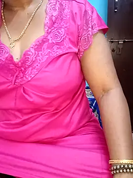 Snapshot of tamil_sarah chatting on 07.28.26 tamil sarah online show from 07.28.26