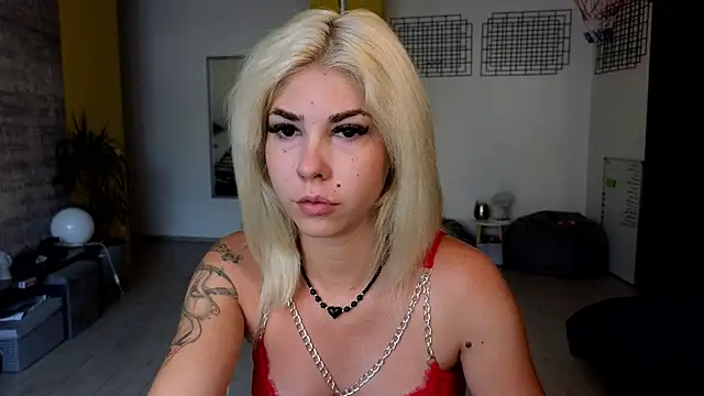 Sarahcamsx online show from 07.06.26