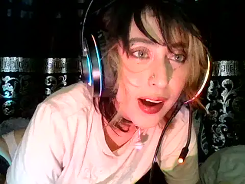 kittenpasive30 online show from 06.21.26