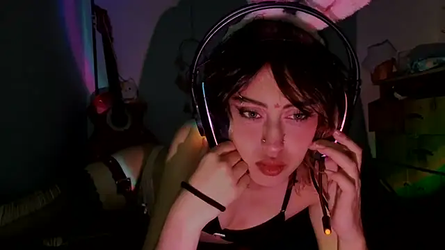 kittenpasive30 online show from 07.30.26
