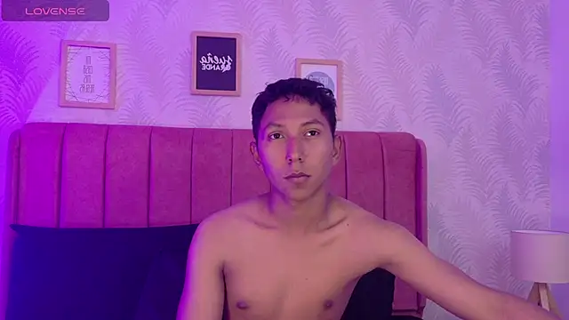 Nico Velvet online show from 06.11.26