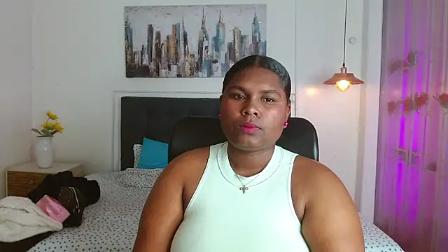 Snapshot of chloe_jewe chatting on 06.12.26 chloe jewe online show from 06.12.26