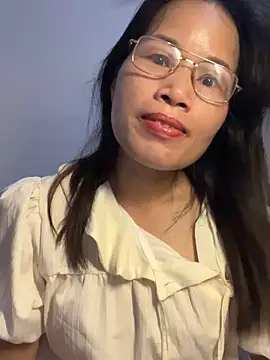 Snapshot of Ori_kitty chatting on 06.16.26 Ori kitty online show from 06.16.26