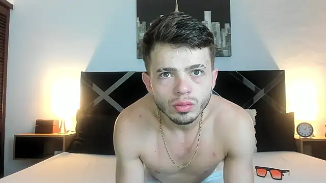 Snapshot of Zeus_damian21 chatting on 07.03.26 Zeus damian21 online show from 07.03.26