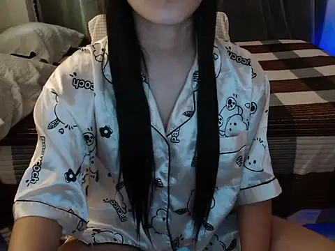 xsavanah01 online show from 07.31.26