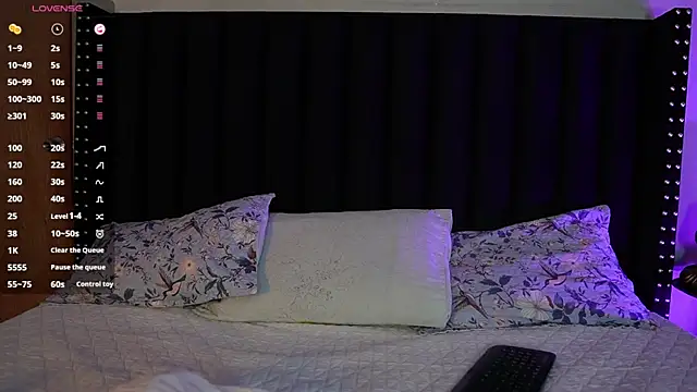 youngmommyy online show from 08.08.26