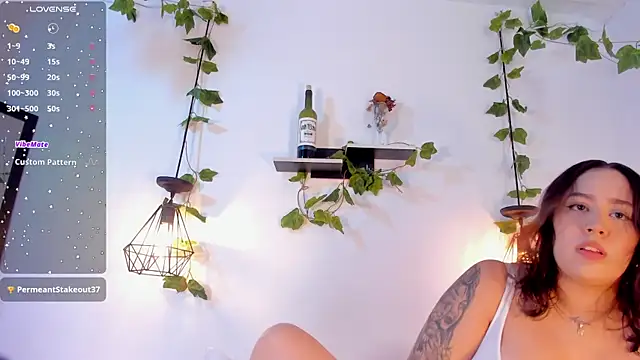 aisha duque  online show from 07.11.26
