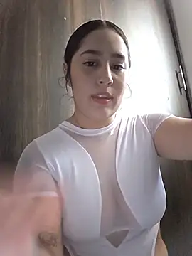 aisha duque  online show from 07.12.26