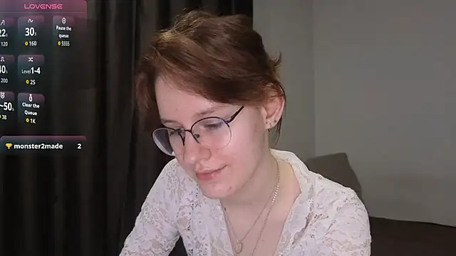 Snapshot of PliantMissus chatting on 06.24.26 PliantMissus online show from 06.24.26