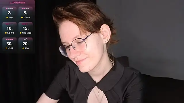 Snapshot of PliantMissus chatting on 06.29.26 PliantMissus online show from 06.29.26