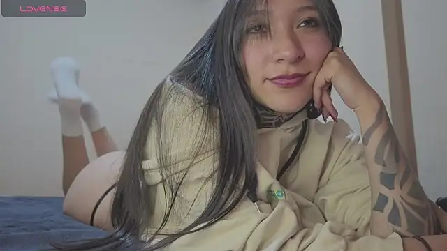 isasaenz  online show from 07.21.26