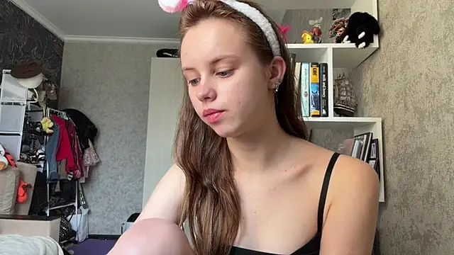 Mollybeans online show from 07.21.26