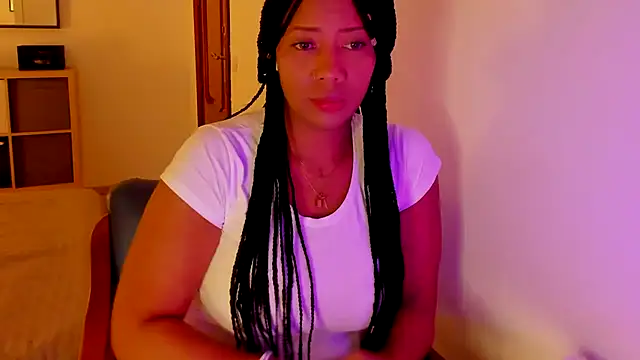 NicolePasqualott online show from 09.30.25