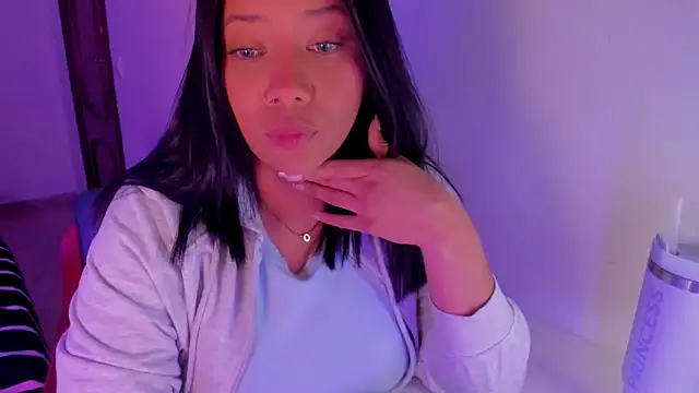 NicolePasqualott online show from 03.12.26