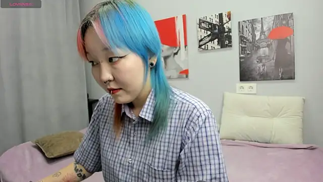 Snapshot of Cute__Kiko chatting on 07.27.26 Cute Kiko online show from 07.27.26