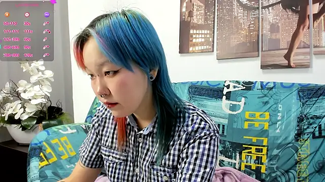 Snapshot of Cute__Kiko chatting on 07.28.26 Cute Kiko online show from 07.28.26