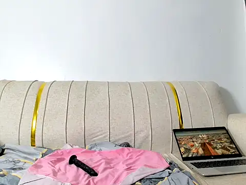 littlefrankie online show from 06.20.26