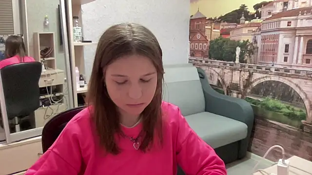 HwaTrippel online show from 06.21.26