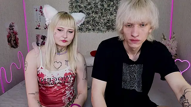 NeetMolly online show from 06.17.26