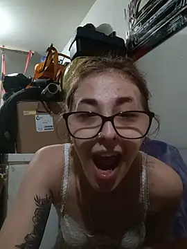NeedyNina online show from 06.17.26
