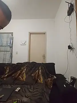 Edneishenrique online show from 06.16.26
