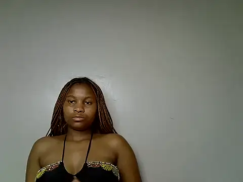 Snapshot of Swt_smiles chatting on 06.22.26 Swt smiles online show from 06.22.26