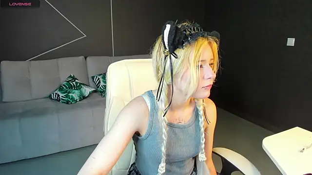 kikipeach online show from 06.28.26