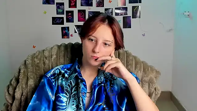 Dilara Kiss  online show from 08.06.26