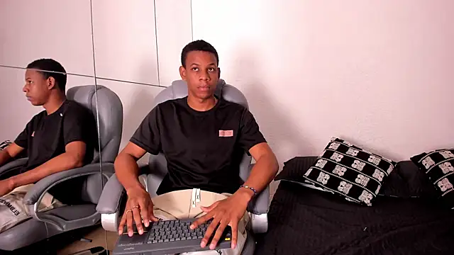 Jermon Blake online show from 06.18.26