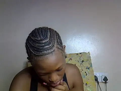 Snapshot of pretty_albright chatting on 06.24.26 pretty albright online show from 06.24.26