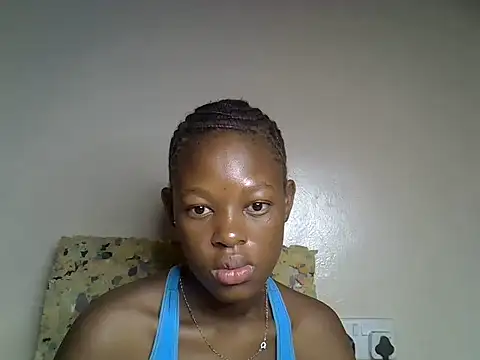 Snapshot of pretty_albright chatting on 06.27.26 pretty albright online show from 06.27.26