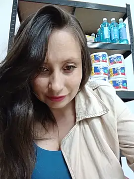 Snapshot of LIA--23 chatting on 06.18.26 LIA--23 online show from 06.18.26