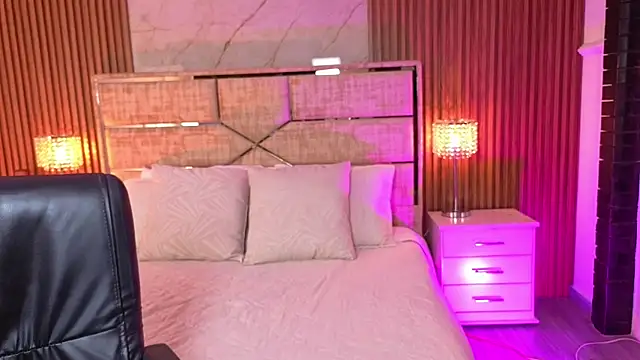 Snapshot of MiaBlackrose chatting on 07.03.26 MiaBlackrose online show from 07.03.26