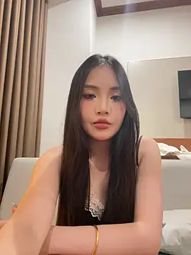 Lilyluta2000 online show from 06.19.26