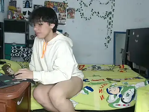 Snapshot of Tiff_-Styles chatting on 06.26.26 Tiff -Styles online show from 06.26.26