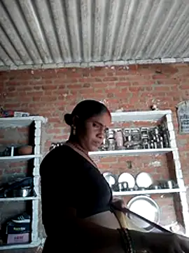 Snapshot of Hot_shiri chatting on 07.30.26 Hot shiri online show from 07.30.26