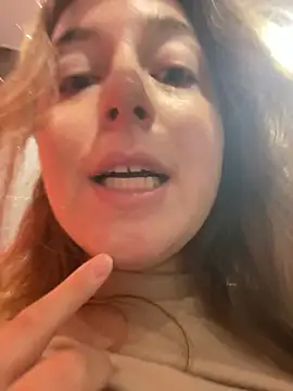 Snapshot of kate_nicepops333221 chatting on 06.21.26 kate nicepops333221 online show from 06.21.26
