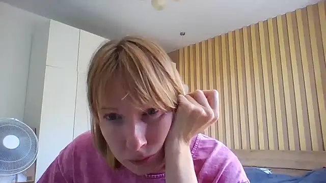 Snapshot of Deloriada chatting on 07.09.26 Deloriada online show from 07.09.26