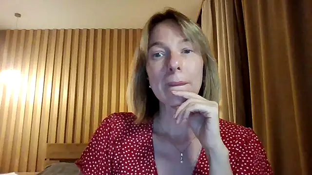 Snapshot of Deloriada chatting on 07.10.26 Deloriada online show from 07.10.26